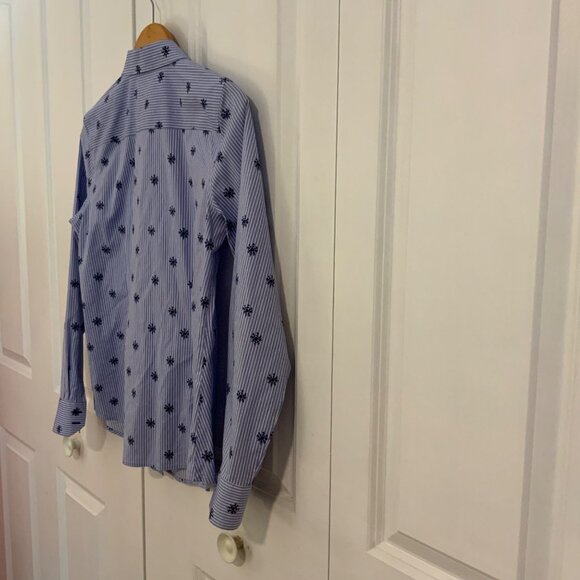 Talbots Blue Snowflake Print Wrinkle Resistant Long Sleeve Top Size 6 - Picture 9 of 10